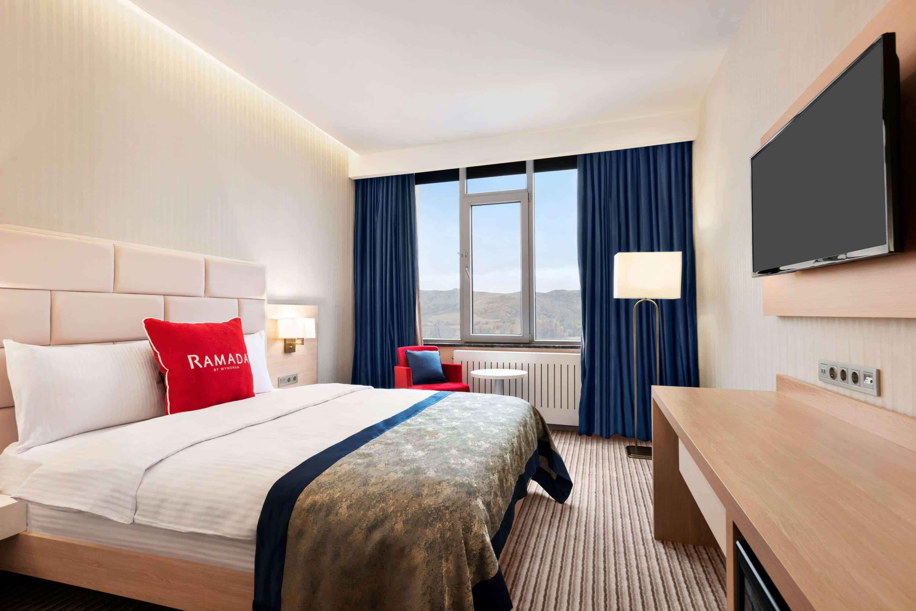 Ramada By Wyndham Sivas Hotell Eksteriør bilde