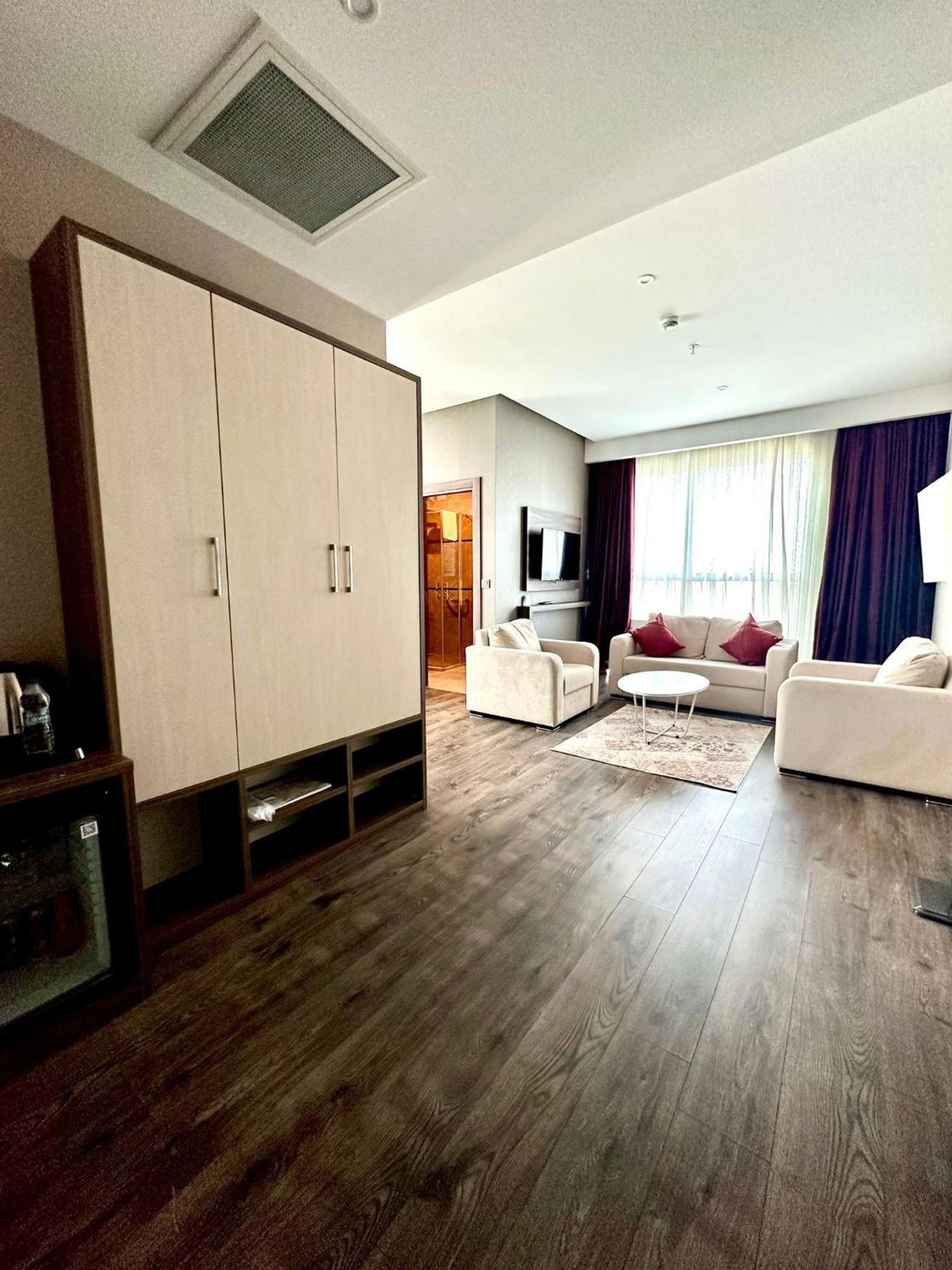 Ramada By Wyndham Sivas Hotell Eksteriør bilde